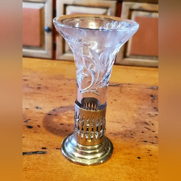 Antique 1800's E & JB etched tny bud vase EPNS SILVER PLATE BASE - Picture 6 of 6